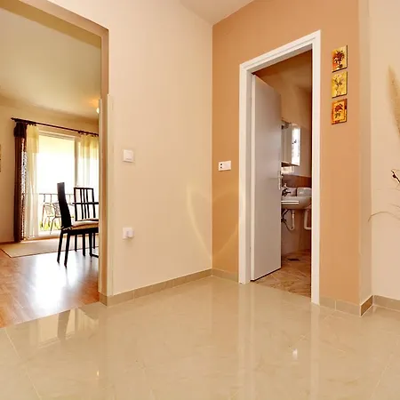 Silvana Sunset View Apartman