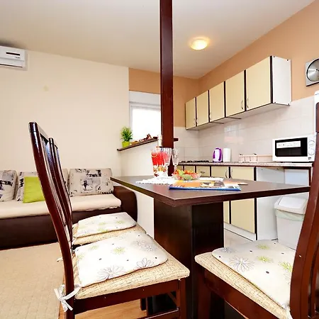 Silvana Sunset View Apartman